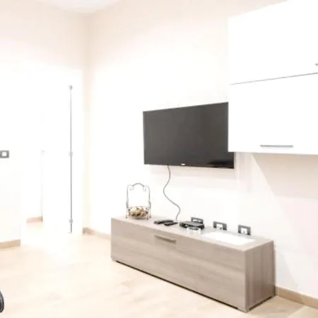 With One Bedroom In With Balcony And Wifi 2 Km From The Beach *